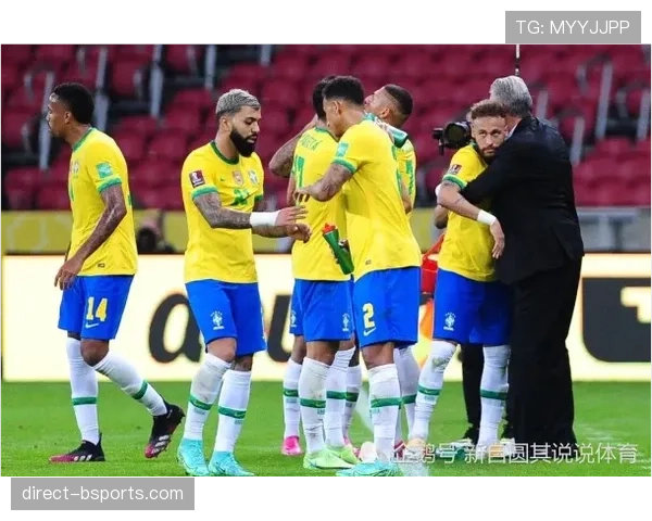 拉莫斯训练完顺手拎走队友的限量球鞋