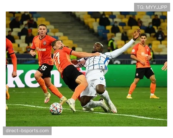 皇马强强对话表现不稳，防守短板在关键战中持续暴露